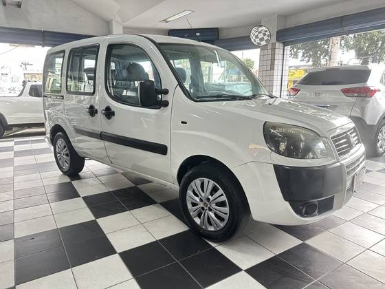 FIAT DOBLÒ 1.8 MPI ESSENCE 7L 16V FLEX 4P MANUAL FIAT DOBLÒ 1.8 MPI ESSENCE 7L 16V FLEX 4P MANUAL